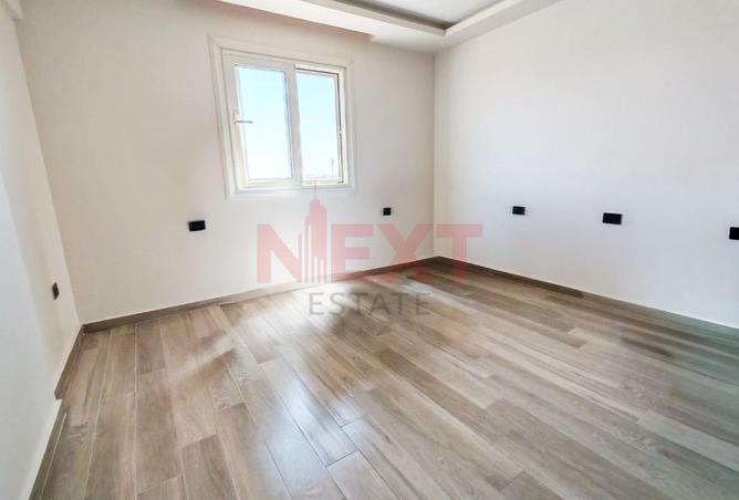 69828085 - Property Image 2