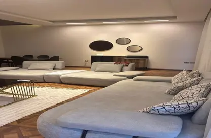 فيلا - 3 غرف نوم - 3 حمامات للايجار في باتيو الزهراء - كمبوندات الشيخ زايد - الشيخ زايد - الجيزة