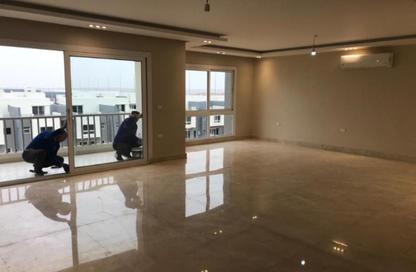 Apartment - 4 Bedrooms - 3 Bathrooms for rent in Garden Residence - Hyde Park - New Cairo City - Cairo