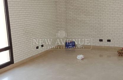 Office Space - Studio - 1 Bathroom for rent in District 5 - 5th Settlement Compounds - The 5th Settlement - New Cairo City - Cairo