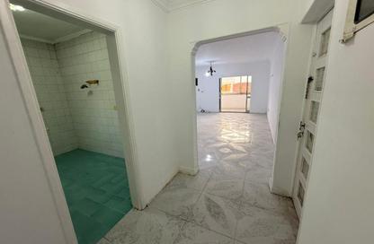 Apartment - 2 Bedrooms - 1 Bathroom for sale in Al Mohandeseen Al Askrien St. - Manteqet Al Cinema - Nasr City - Cairo