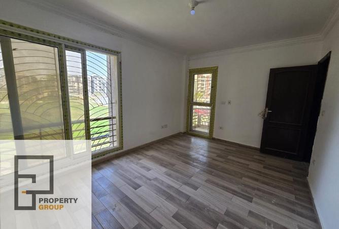 69303635 - Property Image 2