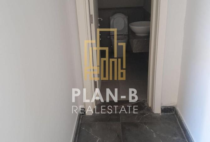 8533646 - Property Image 3