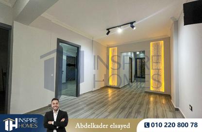 Office Space - 6 Bedrooms - 2 Bathrooms for sale in Miami - Hay Awal El Montazah - Alexandria