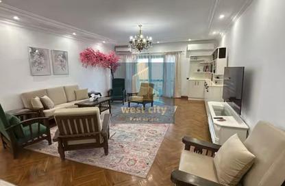 Apartment - 3 Bedrooms - 3 Bathrooms for sale in Zayed 2000 - 4th District - Sheikh Zayed City - Giza