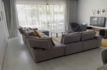 Apartment - 2 Bedrooms - 3 Bathrooms for sale in Lake View Residence - 5th Settlement Compounds - The 5th Settlement - New Cairo City - Cairo