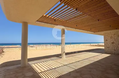 منزل مزدوج - 3 غرف نوم - 5 حمامات للبيع في لافيستا راس الحكمة - راس الحكمة - الساحل الشمالي