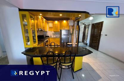 Apartment - 2 Bedrooms - 1 Bathroom for rent in Street 221 - Degla - Hay El Maadi - Cairo