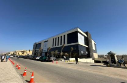 عيادة - استوديو - 2 حمامات للبيع في ديستريكت 5 - كمبوندات التجمع الخامس - التجمع الخامس - مدينة القاهرة الجديدة - القاهرة
