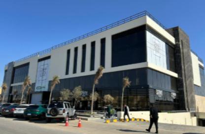 عيادة - استوديو - 2 حمامات للبيع في ديستريكت 5 - كمبوندات التجمع الخامس - التجمع الخامس - مدينة القاهرة الجديدة - القاهرة