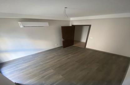Apartment - 3 Bedrooms - 3 Bathrooms for sale in Park Side Residence - Zed Towers - Sheikh Zayed Compounds - Sheikh Zayed City - Giza