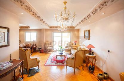 Apartment - 3 Bedrooms - 2 Bathrooms for sale in Albert Al Awal St. - Smouha - Hay Sharq - Alexandria