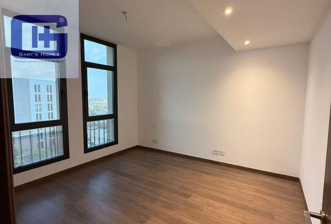 98279613 - Property Image 3