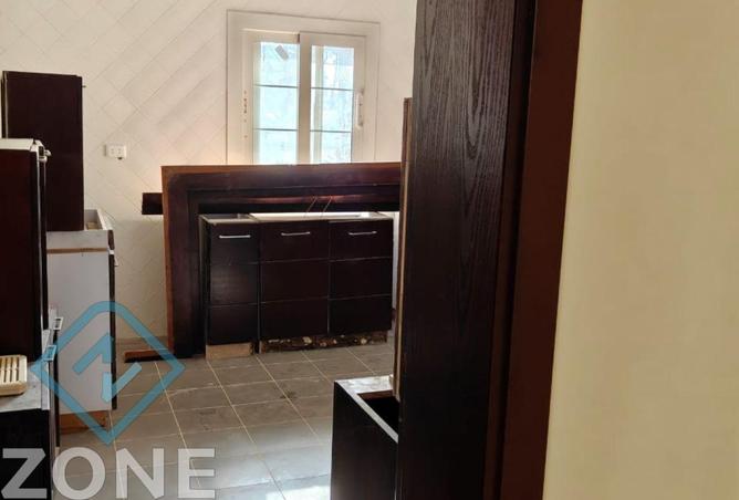98011025 - Property Image 2
