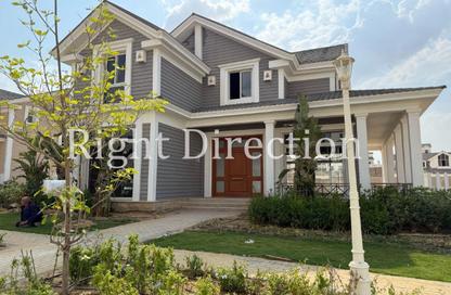 Villa - 3 Bedrooms - 4 Bathrooms for sale in Mountain View iCity - 5th Settlement Compounds - The 5th Settlement - New Cairo City - Cairo
