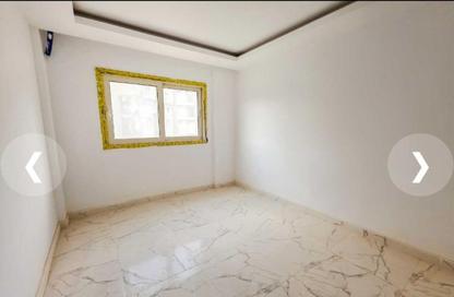 Apartment - 5 - 4 for sale in Flowers Park - North Investors Area - New Cairo City - Cairo