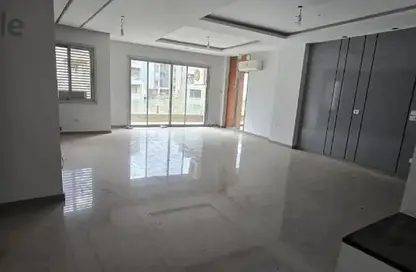 شقة - 3 غرف نوم - 3 حمامات للبيع في كمبوند فيلدج جاردن القطامية - كمبوندات التجمع الخامس - التجمع الخامس - مدينة القاهرة الجديدة - القاهرة