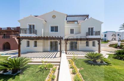 Townhouse - 4 Bedrooms - 3 Bathrooms for sale in Mountain View - Ras Al Hekma - North Coast