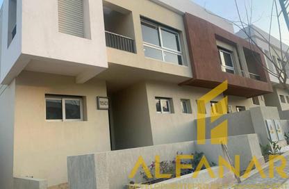 تاون هاوس - 2 - 3 للبيع في بيراميدز هيلز - طريق مصر اسكندرية الصحراوي - مدينة 6 أكتوبر - الجيزة