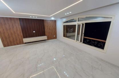 شقة - 3 غرف نوم - 2 حمامات للبيع في المهندسين - الجيزة