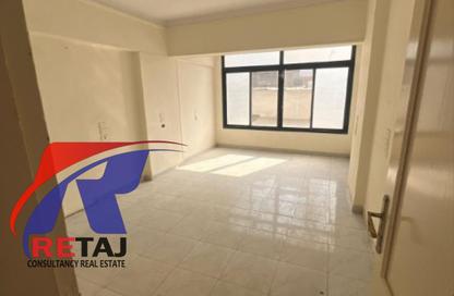 Apartment - 3 Bedrooms - 2 Bathrooms for rent in Al Tayaran St. - Rabaa Al Adaweyah - Nasr City - Cairo