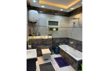 Apartment - 3 Bedrooms - 3 Bathrooms for sale in North Lotus - El Lotus - New Cairo City - Cairo