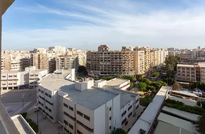 شقة - 3 غرف نوم - 2 حمامات للبيع في سموحة - حي شرق - الاسكندرية