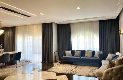 Townhouse - 4 Bedrooms - 5 Bathrooms for sale in Garden Residence - Hyde Park - New Cairo City - Cairo
