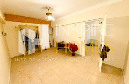 Apartment - 2 Bedrooms - 1 Bathroom for sale in Sidi Beshr - Hay Awal El Montazah - Alexandria