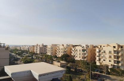 (بنتهاوس  (روف - 3 غرف نوم - 3 حمامات للبيع في بيفرلي هيلز - كمبوندات الشيخ زايد - الشيخ زايد - الجيزة