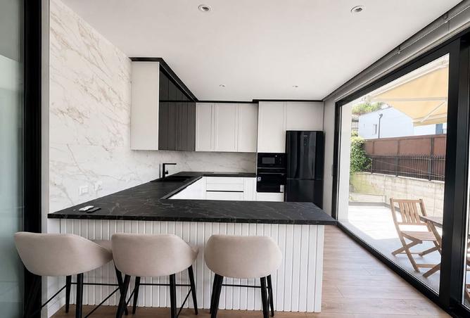 98003617 - Property Image 2