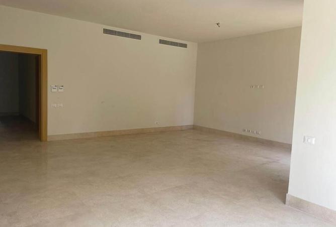 8702035 - Property Image 2