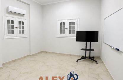 Office Space - Studio - 1 Bathroom for rent in Abou Quer Road - Zezenia - Hay Sharq - Alexandria