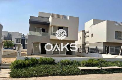 Villa - 4 Bedrooms - 5 Bathrooms for sale in Gardenville - Hyde Park - New Cairo City - Cairo
