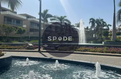 سطح - 4 غرف نوم - 4 حمامات للبيع في فيلات ليك فيو بوتيك - كمبوندات التجمع الخامس - التجمع الخامس - مدينة القاهرة الجديدة - القاهرة