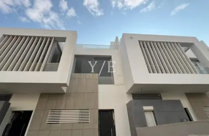 تاون هاوس - 4 غرف نوم - 4 حمامات للبيع في جولز - طريق مصر اسكندرية الصحراوي - مدينة 6 أكتوبر - الجيزة