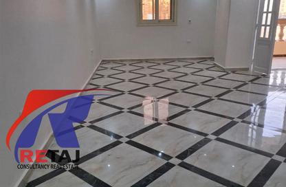 شقة - 4 غرف نوم - 2 حمامات للايجار في عمارات البنفسج - البنفسج - مدينة القاهرة الجديدة - القاهرة