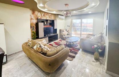 Apartment - 3 Bedrooms - 2 Bathrooms for rent in Al Geish Road - Camp Chezar - Hay Wasat - Alexandria