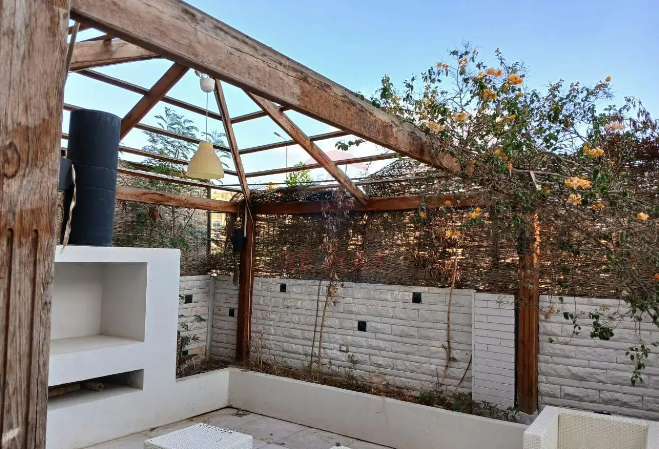 83980144 - Property Main Image