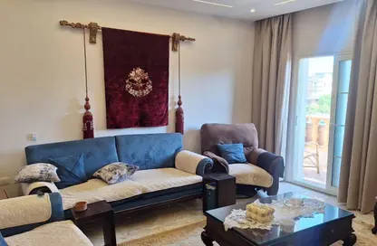 Apartment - 3 Bedrooms - 2 Bathrooms for sale in Doctor Yassin Abdel Ghaffar St. - Area C - Ganoob El Acadimia - New Cairo City - Cairo