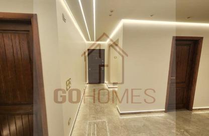 Apartment - 3 Bedrooms - 3 Bathrooms for sale in 10th Sector - Zahraa El Maadi - Hay El Maadi - Cairo