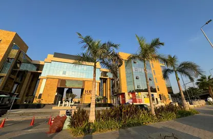 Shop - Studio - 2 Bathrooms for rent in Gamal Abdel Nasser Axis - The 3rd Settlement - New Cairo City - Cairo