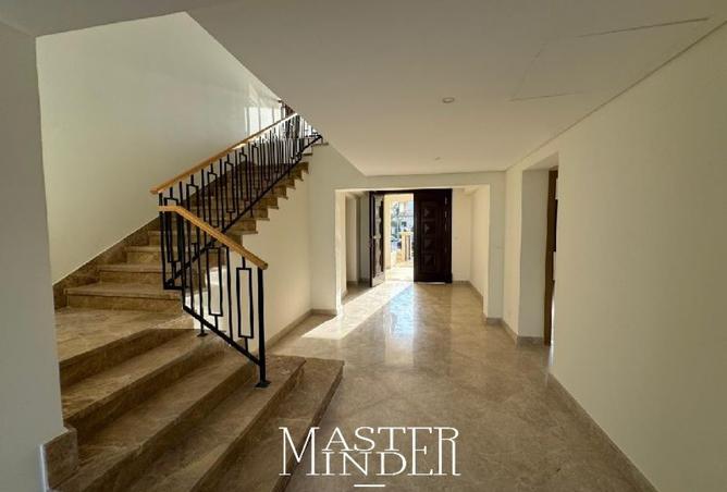 102064807 - Property Image 3