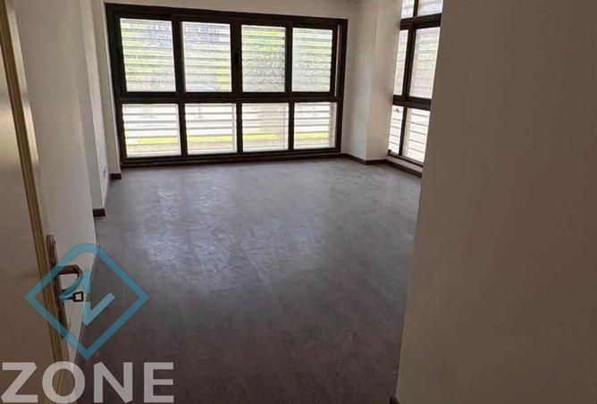 94644359 - Property Image 2
