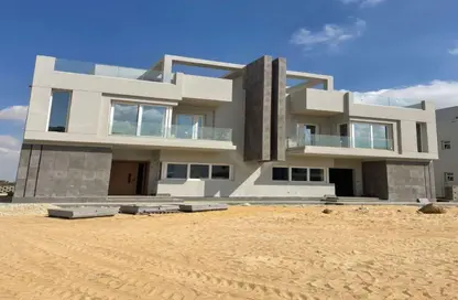 Villa - 4 Bedrooms - 6 Bathrooms for sale in Hood 2 St. - Green Belt - 6 October City - Giza