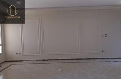 Apartment - 3 Bedrooms - 1 Bathroom for sale in Al Andalus Buildings - Al Andalus District - New Cairo City - Cairo