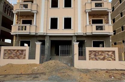 Apartment - 3 Bedrooms - 3 Bathrooms for sale in Bait Alwatan - The 5th Settlement - New Cairo City - Cairo