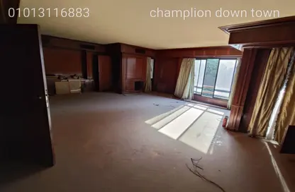 Half Floor - Studio - 5 Bathrooms for rent in Downtown - Cairo