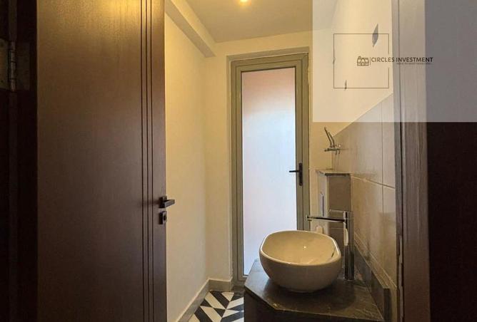 63892702 - Property Image 3