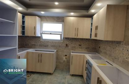 Apartment - 3 Bedrooms - 3 Bathrooms for sale in Hyde Park - New Cairo City - Cairo